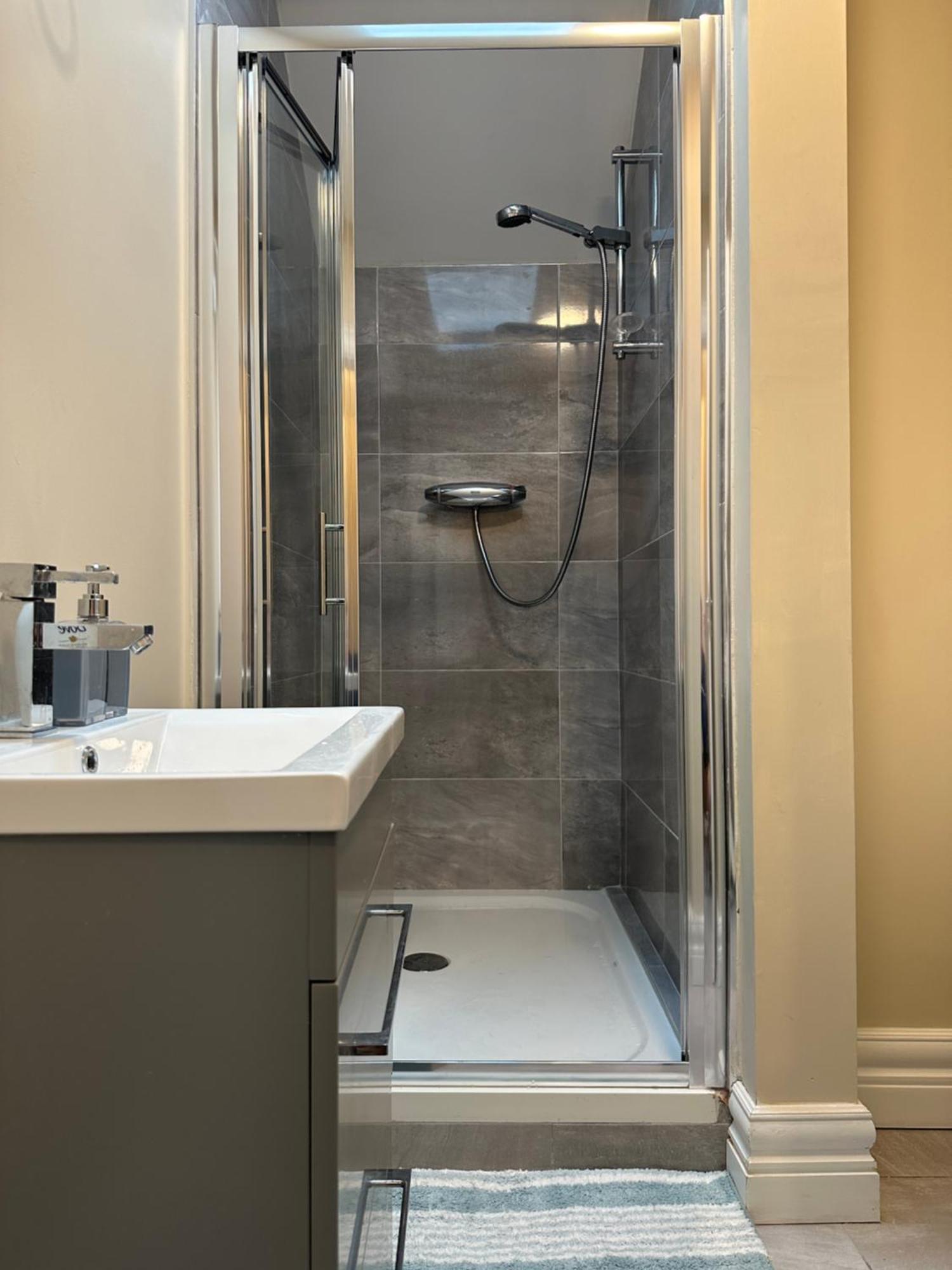 Appartamento Adams Complex Tullamore Esterno foto